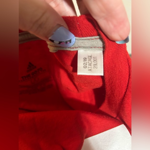 Adidas Red T- shirt the go-to performance T w/ white logo- size L - Picture 6 of 6